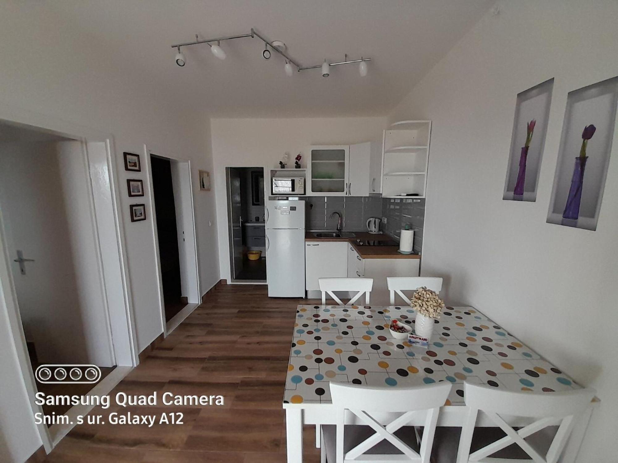 Dobrila - Two Bedroom With Terrace - A2 * Jelsa (Hvar)
